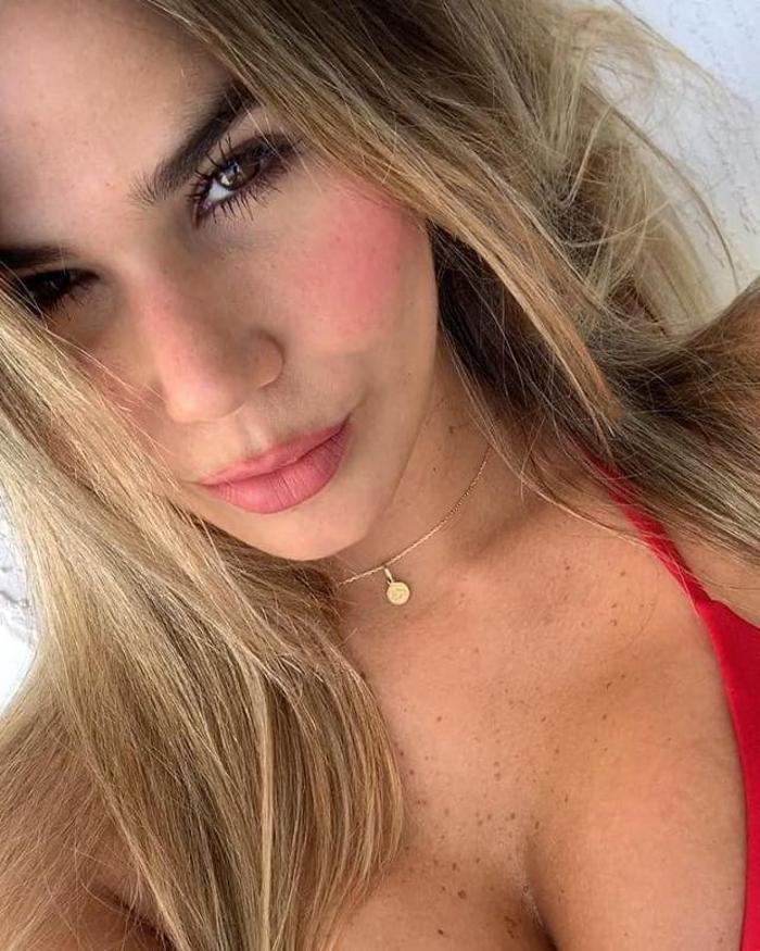 Ünlü fitness modeli Estefania Pereiraya sevgilisinden korkunç işkence