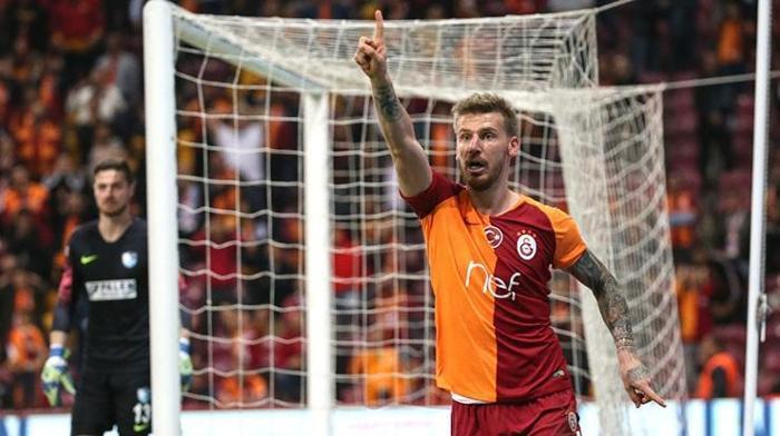Serdar Azizden şok hareket UEFA tehditi