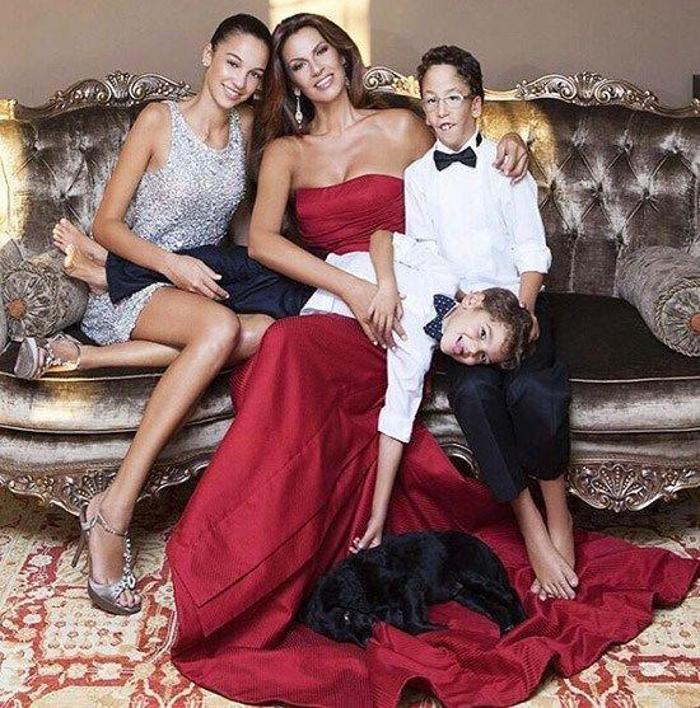 Özlem Kaymaz ilk kez Fikret Ormanın fotoğrafını paylaştı