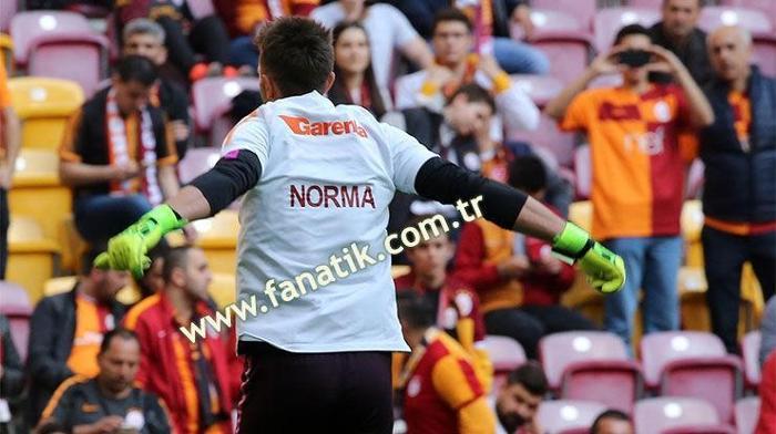 Fatih Terim ve Hasan Şaşın gol sevinci maça damga vurdu