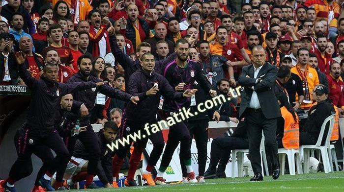 Fatih Terim ve Hasan Şaşın gol sevinci maça damga vurdu