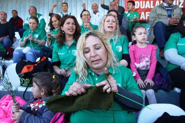 Futbol maçını böyle izlediler