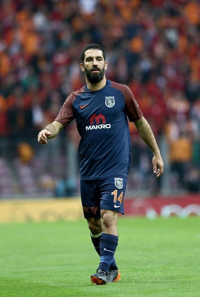Adım adım eriyen kariyer