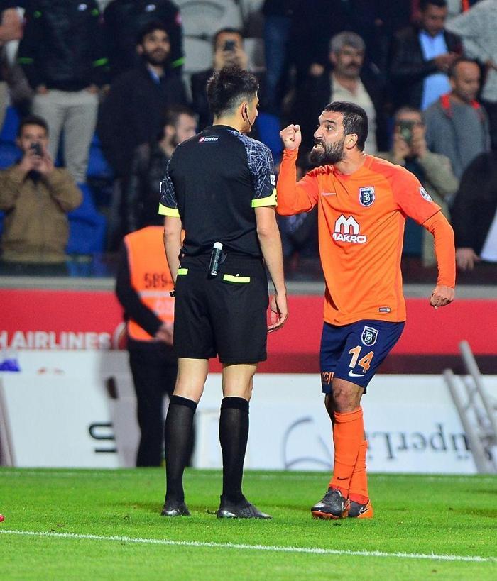 Adım adım eriyen kariyer