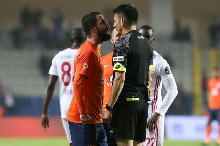 Transfer de olsa cezasını çekecek