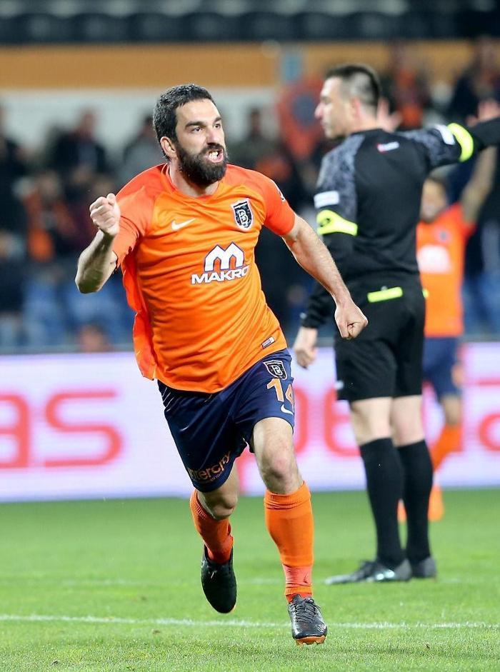 Adım adım eriyen kariyer