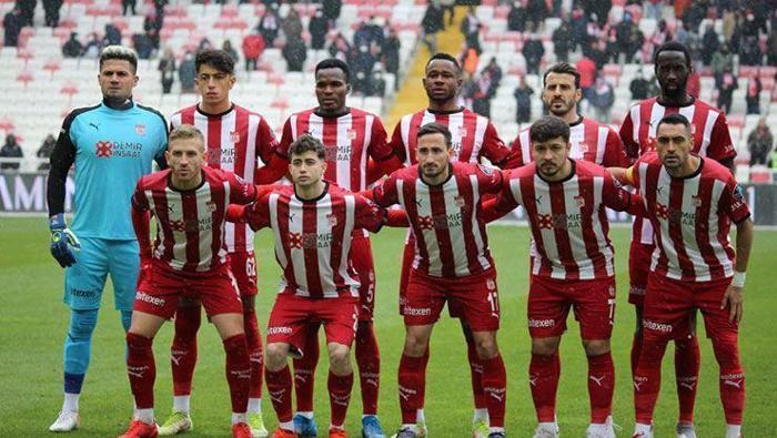 Sivasspor - Fenerbahçe maçının bilinmesi gerekenleri