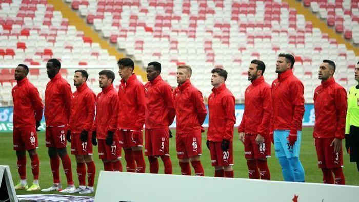 Sivasspor - Fenerbahçe maçının bilinmesi gerekenleri