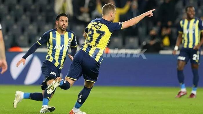 Fenerbahçenin Sivasspor karşısındaki muhtemel 11i