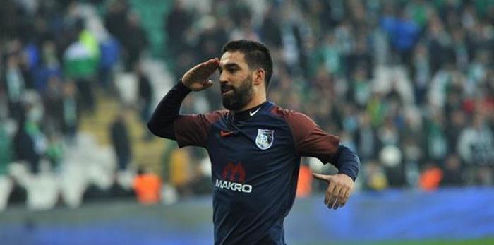 Beşiktaşta transfer trafiği karıştı