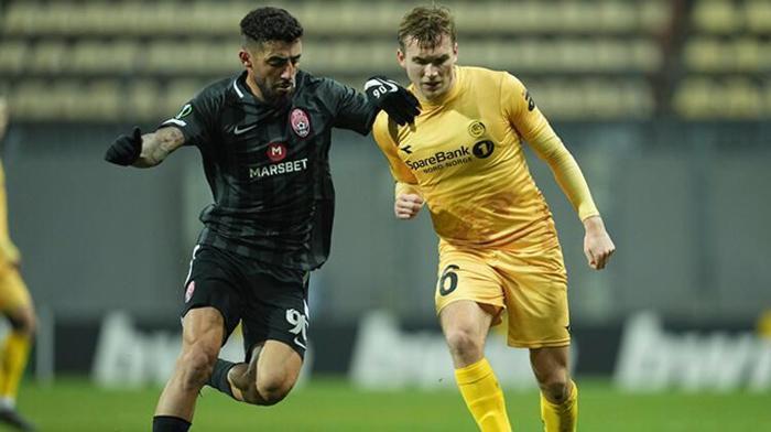 Son dakika haberi Fenerbahçede İsmail Kartal transfer listesine yönetime verdi