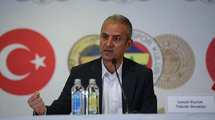 Son dakika haberi Fenerbahçede İsmail Kartal transfer listesine yönetime verdi