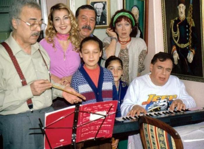 Bizimkiler dizisinin oyuncuları şimdi nerede