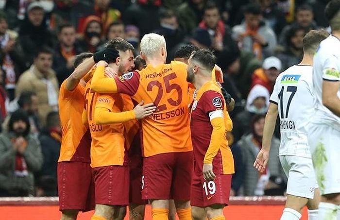 Galatasarayda kaleci operasyonu Sinan Bolat girişimleri...