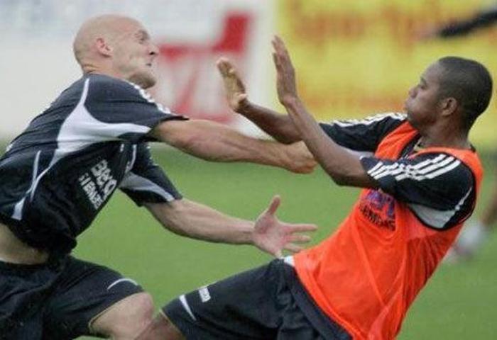 GRAVESEN - ROBINHO