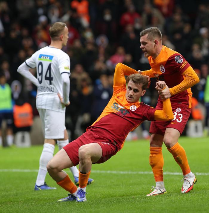 Fanatik yazarları Galatasaray - Kasımpaşa maçını yorumladı