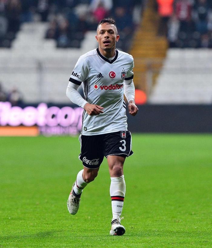 Fanatik yazarlarının Beşiktaş - Kayserispor maçı yorumları