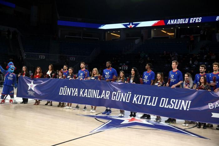 Sinan Erdemde anlamlı gece