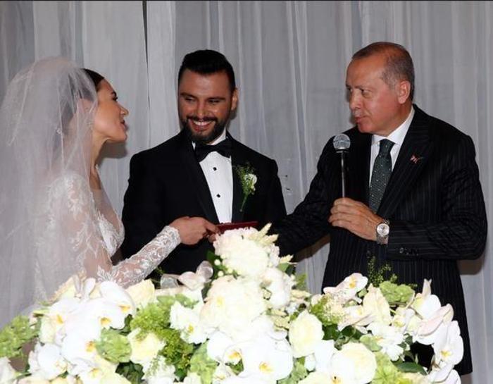 Kilo kilo altın taktılar... Alişan ve Buse Varolun düğününde neler yaşandı