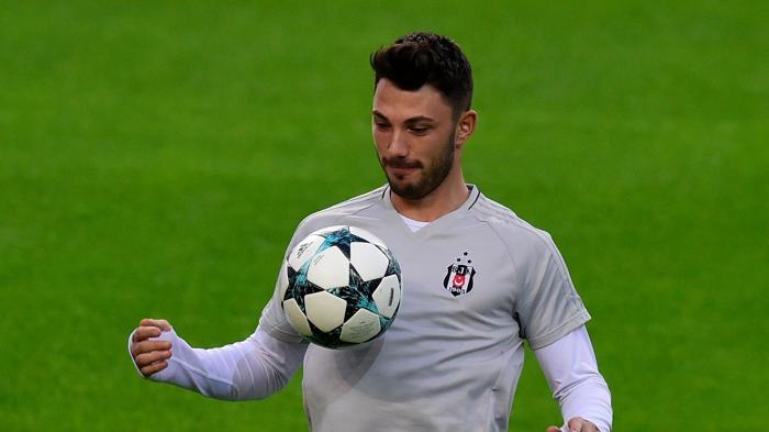 Tolgay gemileri yaktı