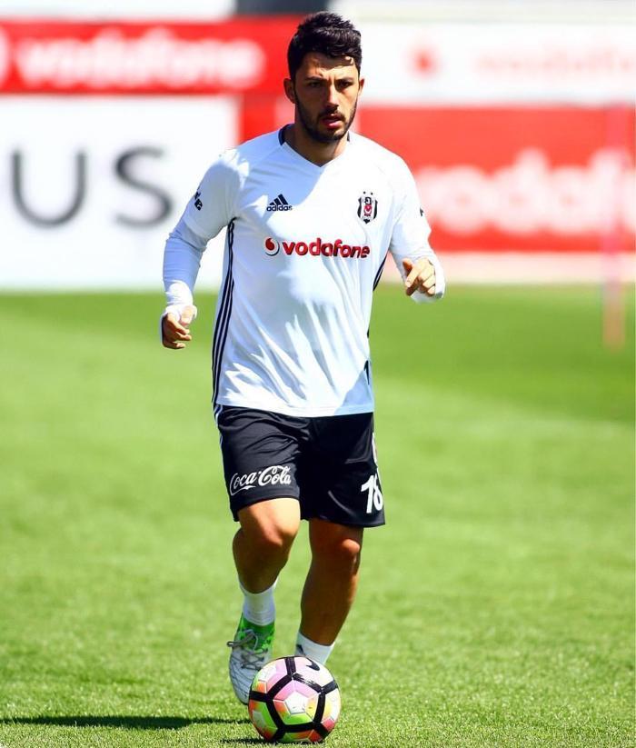 Fenerbahçede şov haftası Ali Koçun transfer müjdeleri bekleniyor