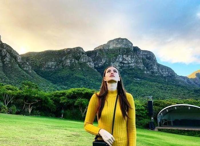 Fahriye Evcen ve Burak Özçivitin bu fotoğrafı çok tepki aldı