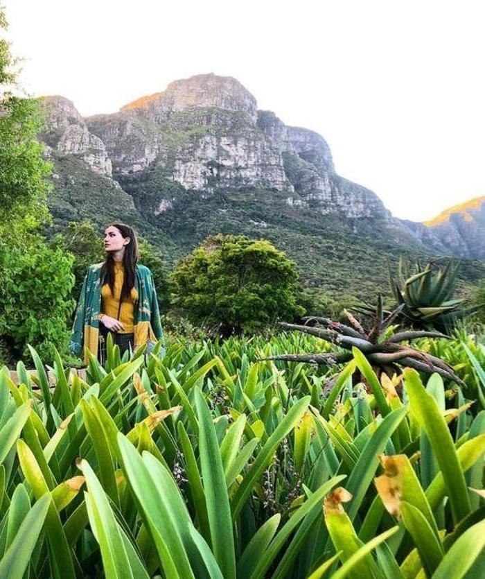 Fahriye Evcen ve Burak Özçivitin bu fotoğrafı çok tepki aldı