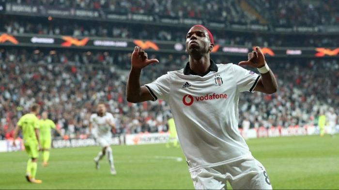 Beşiktaş Babeli Fulhama gönderdi İşte transferin detayları...