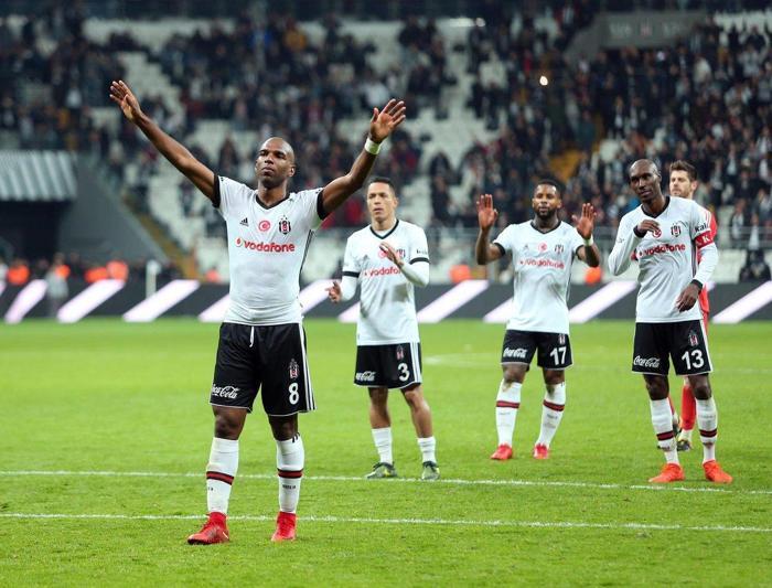 Beşiktaş Babeli Fulhama gönderdi İşte transferin detayları...