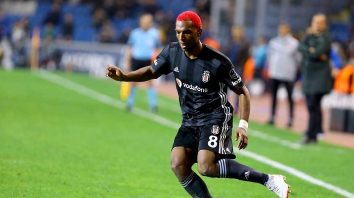 Beşiktaş Babeli Fulhama gönderdi İşte transferin detayları...