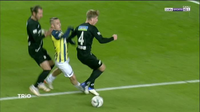 Deniz Çoban, Trabzonspor-Giresunspor ve Fenerbahçe-Altay maçlarının pozisyonlarını yorumladı