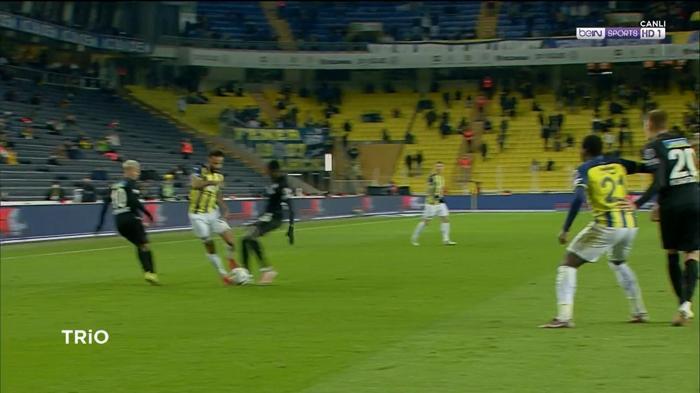 Deniz Çoban, Trabzonspor-Giresunspor ve Fenerbahçe-Altay maçlarının pozisyonlarını yorumladı