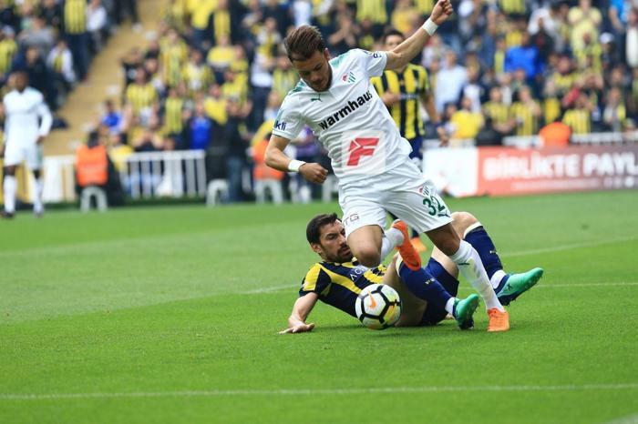 Fenerbahçe-Bursaspor maçında Mousa Sow gözyaşlarını tutamadı