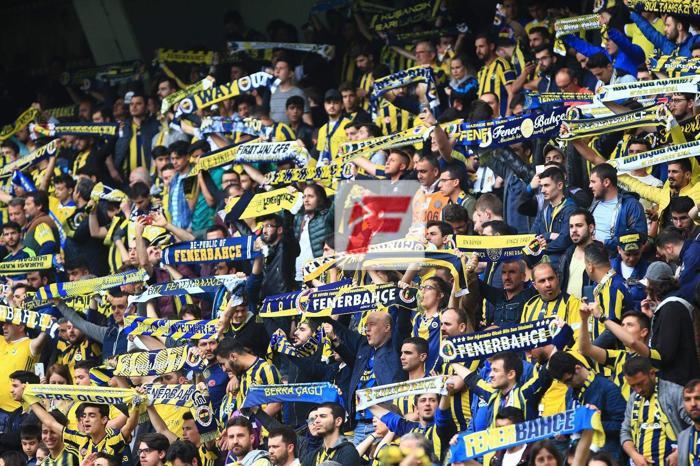 Fenerbahçe-Bursaspor maçında Mousa Sow gözyaşlarını tutamadı