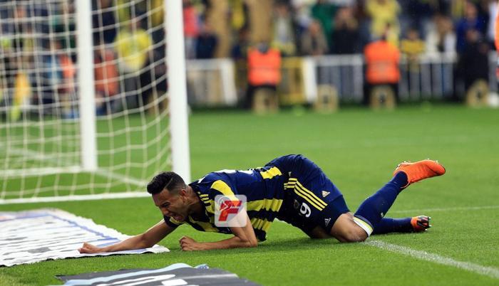 Fenerbahçe-Bursaspor maçında Mousa Sow gözyaşlarını tutamadı