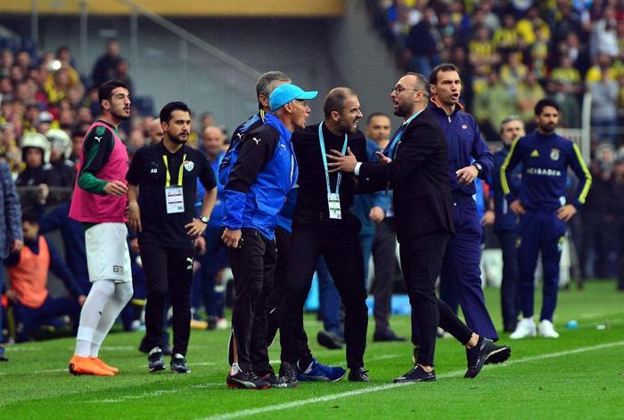 Fenerbahçe-Bursaspor maçında Mousa Sow gözyaşlarını tutamadı