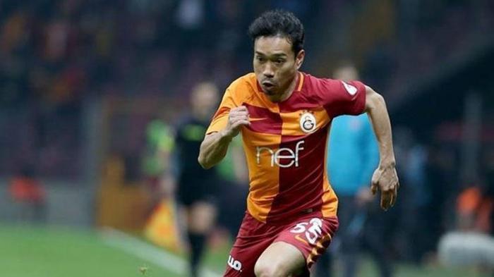 Galatasaray Yuto Nagatomoyu bitiriyor