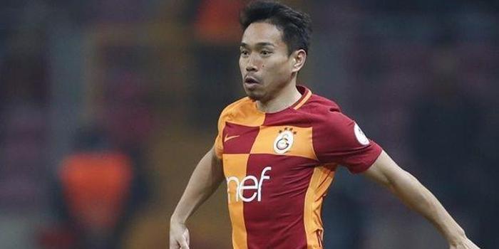 Galatasaray Yuto Nagatomoyu bitiriyor