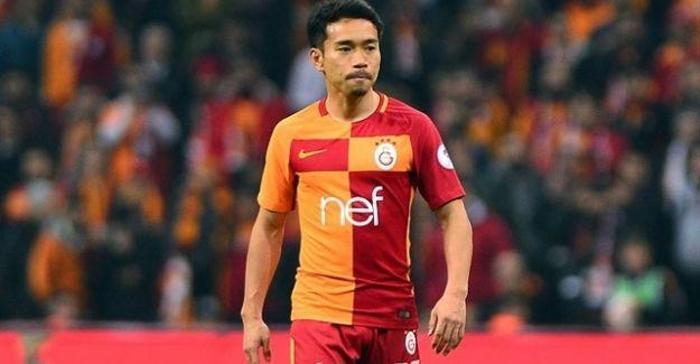 Galatasaray Yuto Nagatomoyu bitiriyor