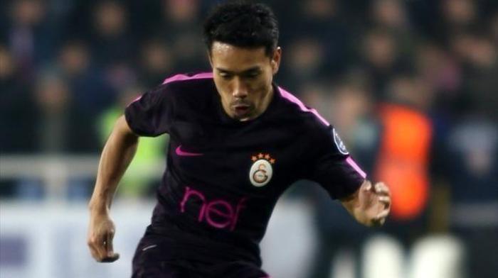 Galatasaray Yuto Nagatomoyu bitiriyor