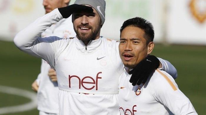 Galatasaray Yuto Nagatomoyu bitiriyor