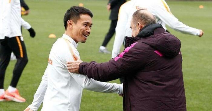 Galatasaray Yuto Nagatomoyu bitiriyor