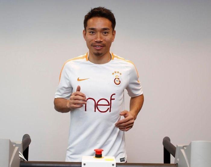 Galatasaray Yuto Nagatomoyu bitiriyor