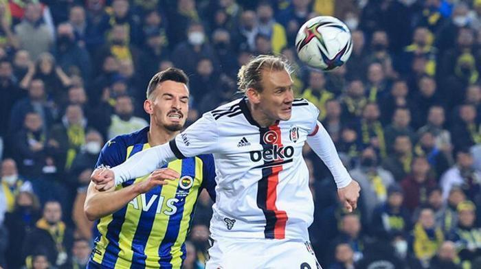 Flaş haber Beşiktaş ile Trabzonspor arasında yılın transfer gelişmesi Başkan Ahmet Nur Çebi açıkladı