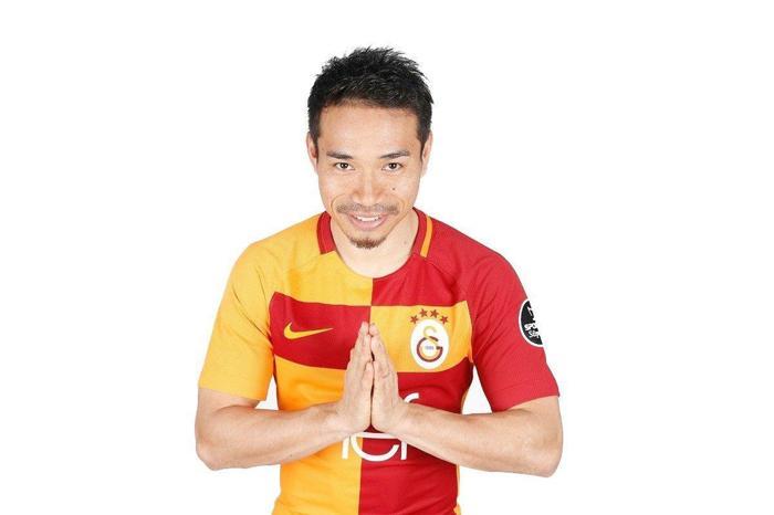 Galatasaray Yuto Nagatomoyu bitiriyor