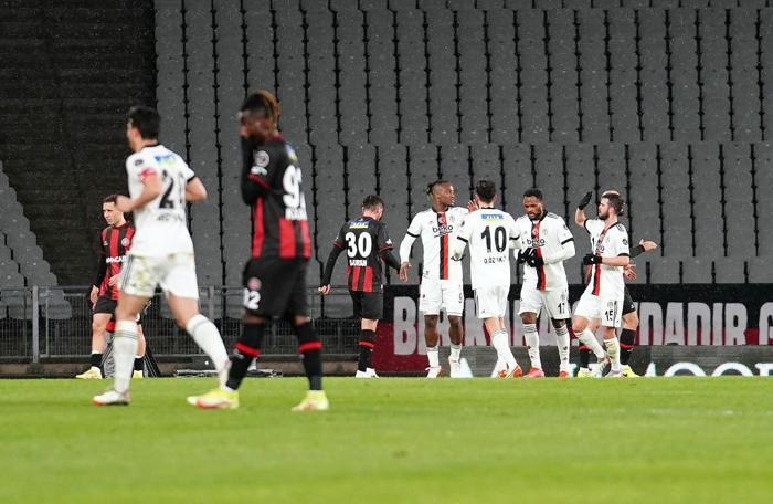 Fatih Karagümrük - Beşiktaş maçı yazar yorumları