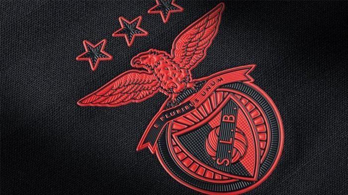 7) Benfica