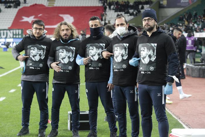 Ahmet Çalık, gözyaşları ve dualarla anıldı... Konyada duygusal anlar