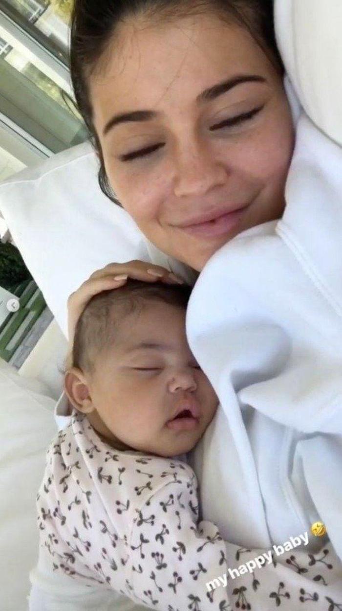 Kylie Jennerın bebeği kimden Şoke eden iddia