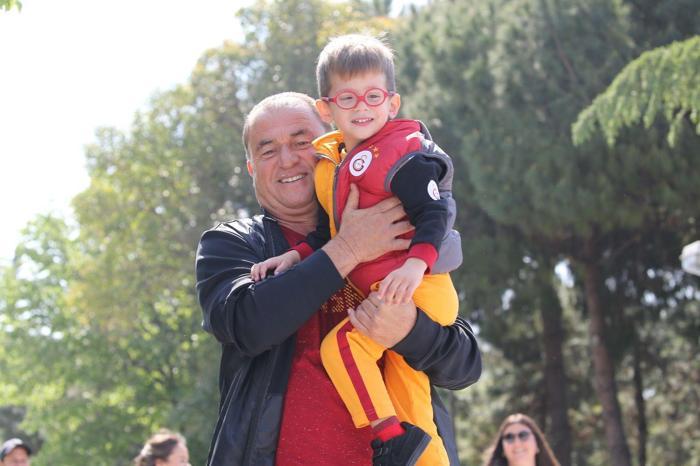 Claudio Taffarel ve Ümit Davala antrenmanda güreşti